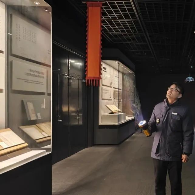 1738823969232012.jpg 4.jpg