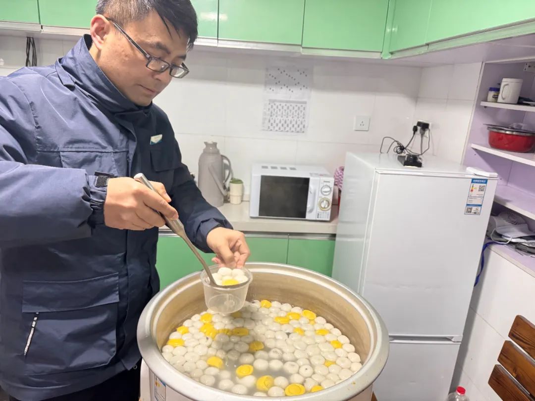 1739753380375822.jpg 9.jpg