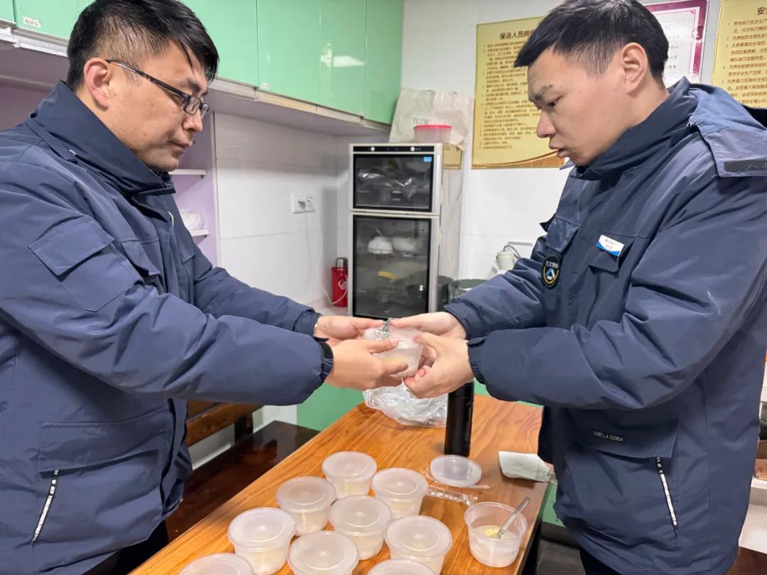 1739753389210055.jpg 10.jpg